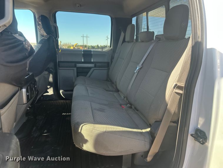 image for item EV5892 2017 Ford F550 Crew Cab utility / service truck