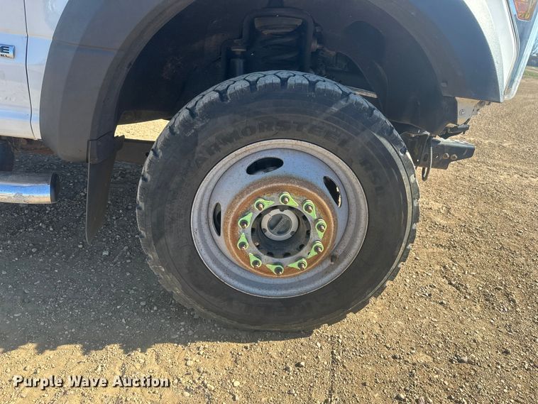 image for item EV5892 2017 Ford F550 Crew Cab utility / service truck