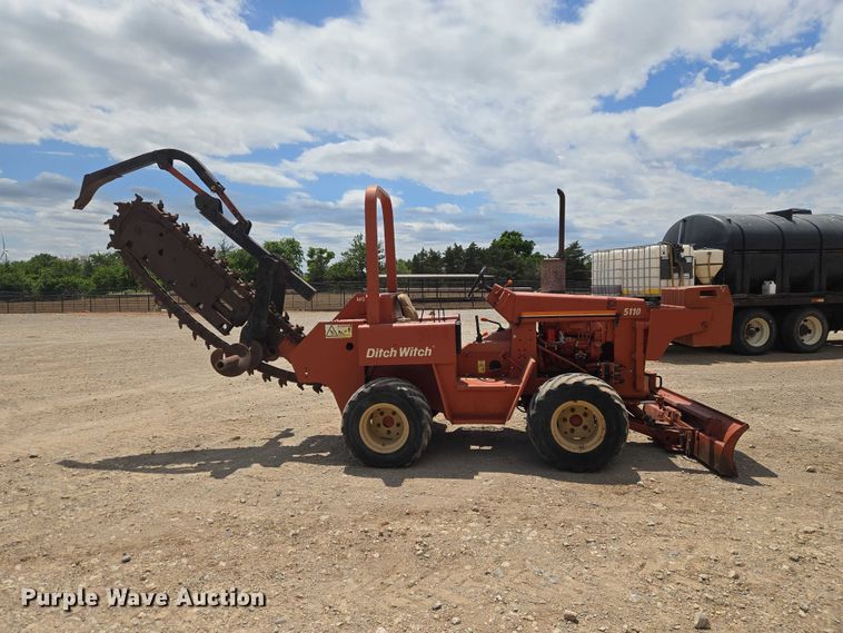 image for item EW0092 1996 Ditch Witch 5110DD trencher