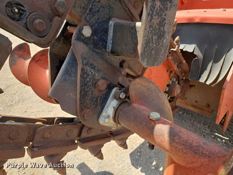 image for item EW0092 1996 Ditch Witch 5110DD trencher