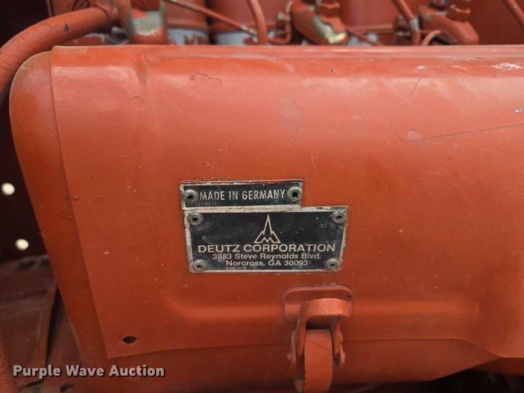 image for item EW0092 1996 Ditch Witch 5110DD trencher