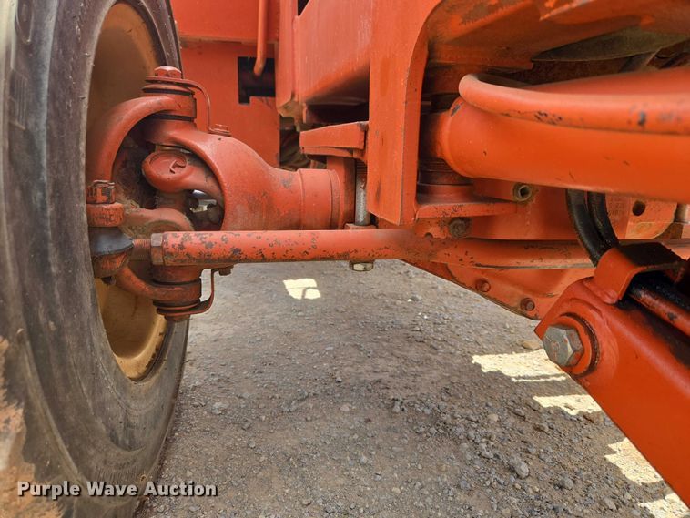 image for item EW0092 1996 Ditch Witch 5110DD trencher