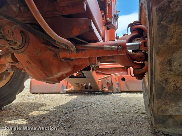 image for item EW0092 1996 Ditch Witch 5110DD trencher