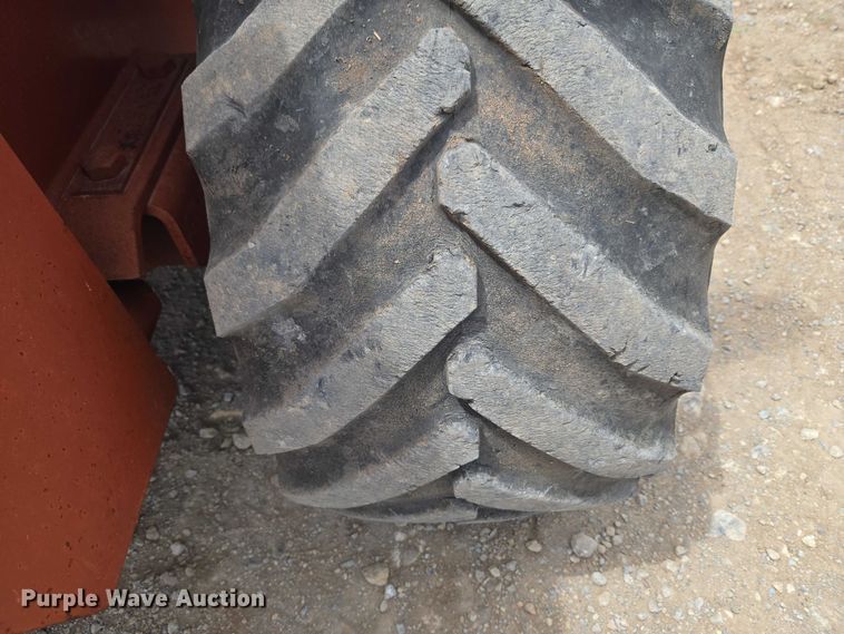 image for item EW0092 1996 Ditch Witch 5110DD trencher
