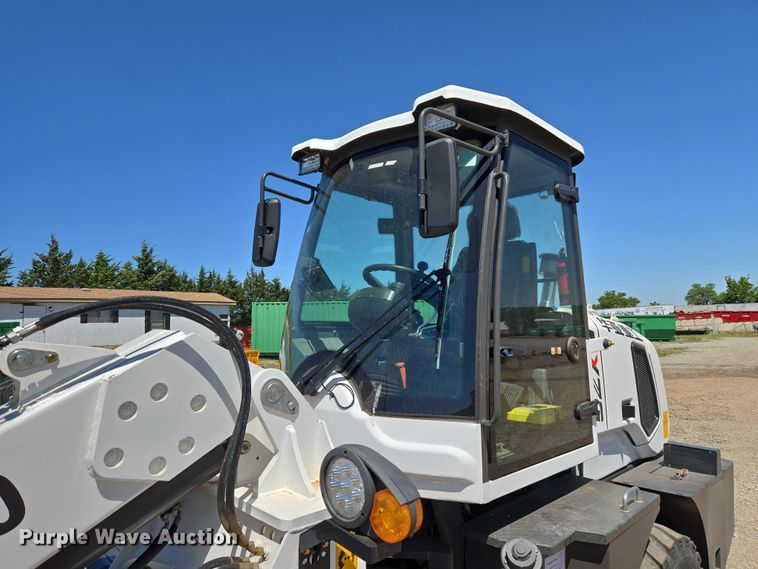 image for item EW0096 2024 HUAYA TL1500 wheel loader