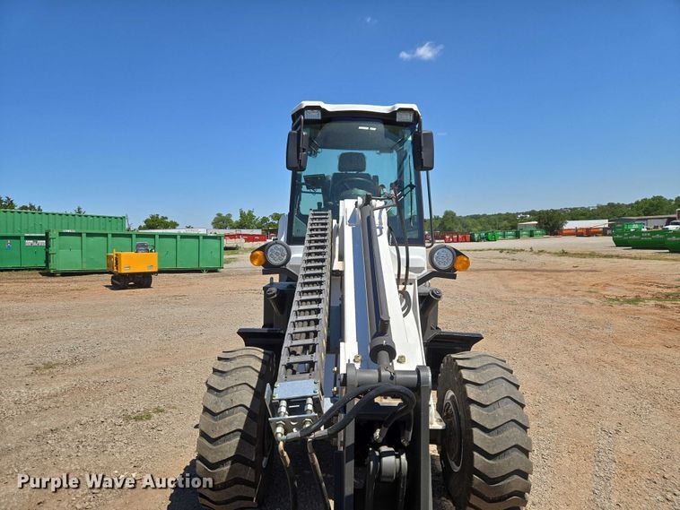 image for item EW0096 2024 HUAYA TL1500 wheel loader