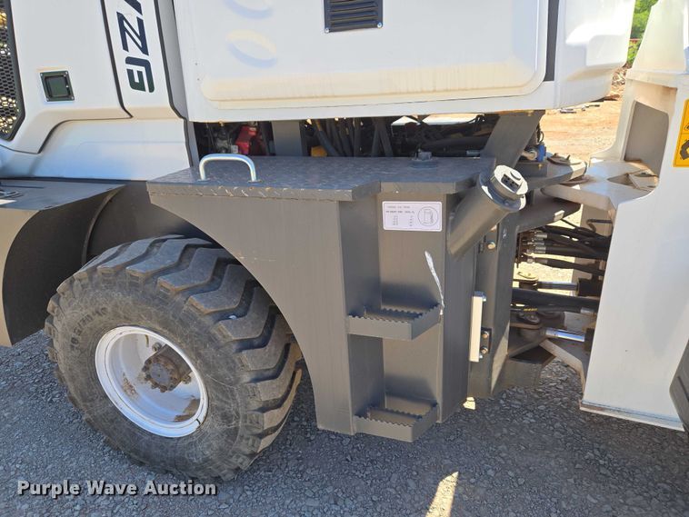 image for item EW0096 2024 HUAYA TL1500 wheel loader