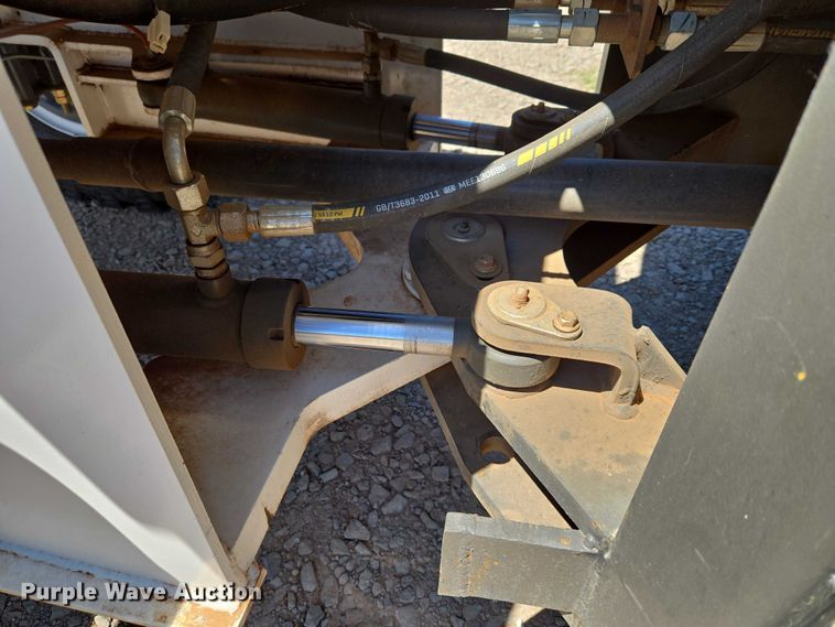 image for item EW0096 2024 HUAYA TL1500 wheel loader
