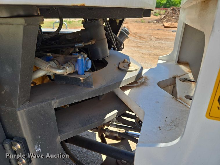 image for item EW0096 2024 HUAYA TL1500 wheel loader