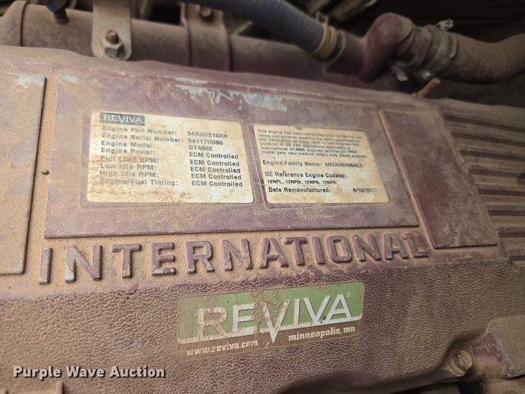 image for item EW0100 2005 International 7300 oil distributor truck