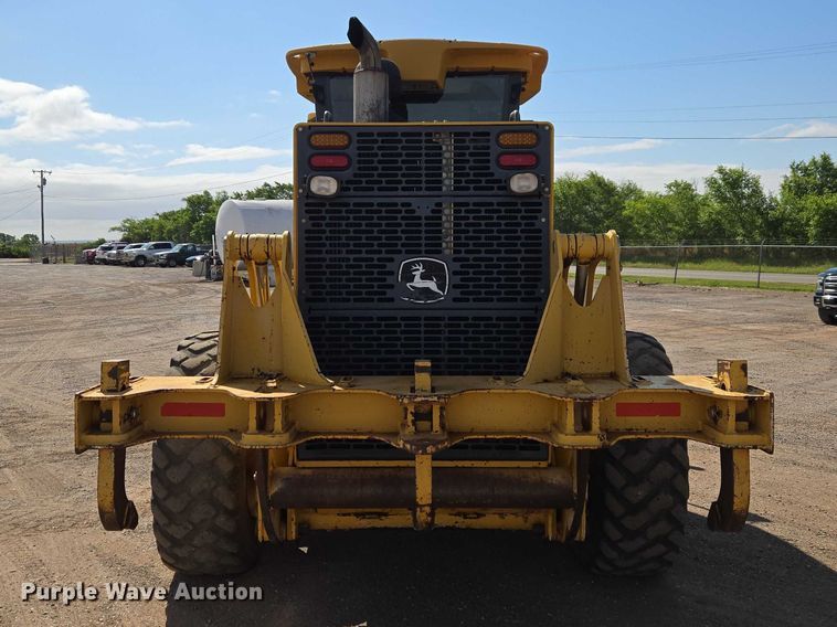 image for item EW0102 2008 John Deere 772D motor grader