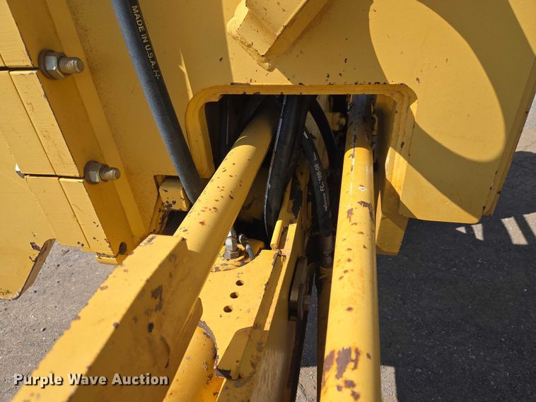 image for item EW0102 2008 John Deere 772D motor grader