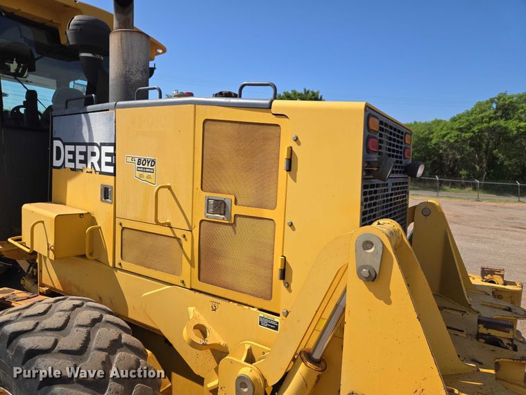 image for item EW0102 2008 John Deere 772D motor grader