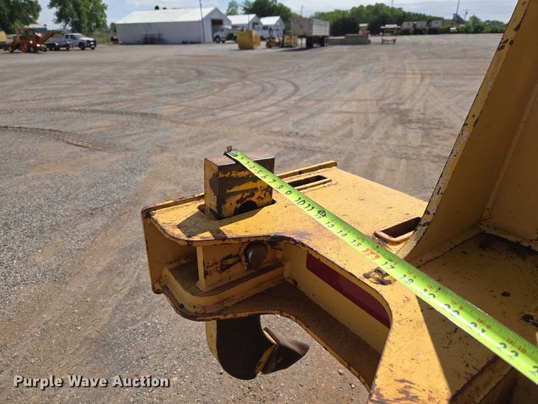 image for item EW0102 2008 John Deere 772D motor grader