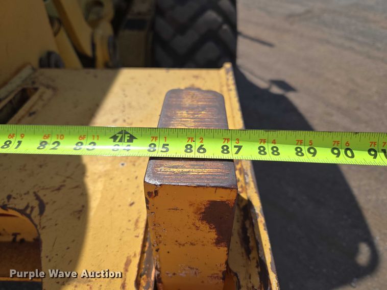 image for item EW0102 2008 John Deere 772D motor grader