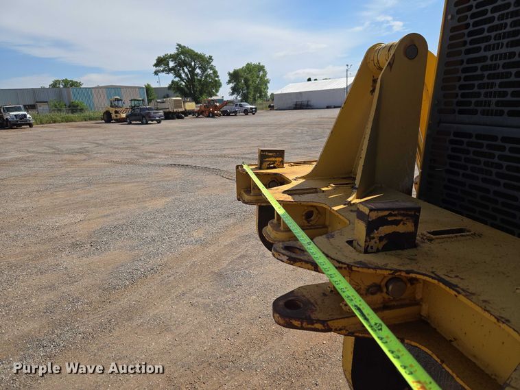 image for item EW0102 2008 John Deere 772D motor grader