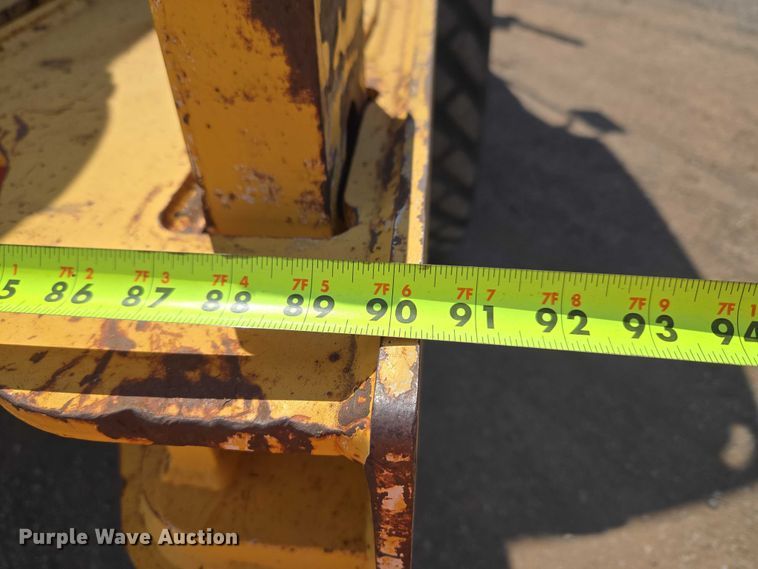 image for item EW0102 2008 John Deere 772D motor grader