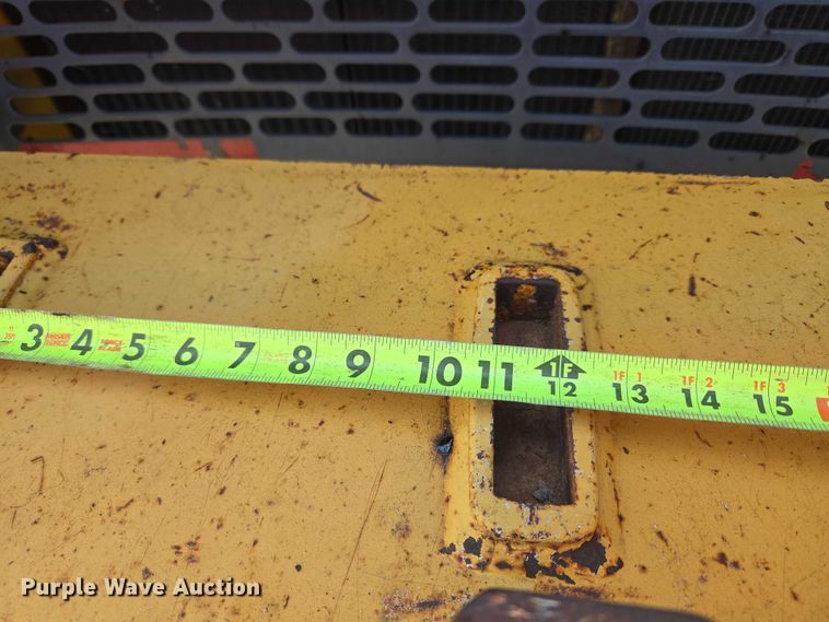 image for item EW0102 2008 John Deere 772D motor grader