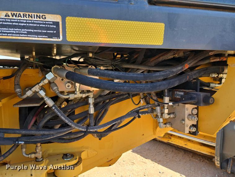image for item EW0102 2008 John Deere 772D motor grader