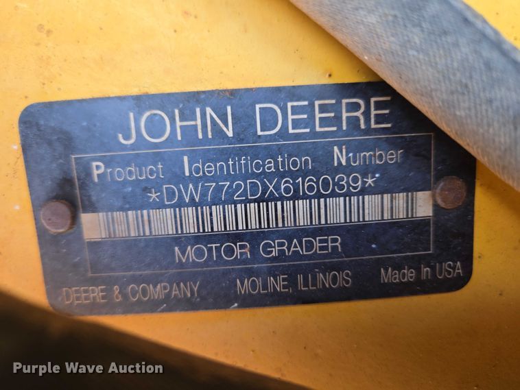 image for item EW0102 2008 John Deere 772D motor grader