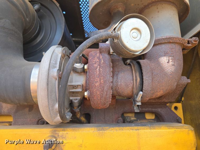 image for item EW0102 2008 John Deere 772D motor grader