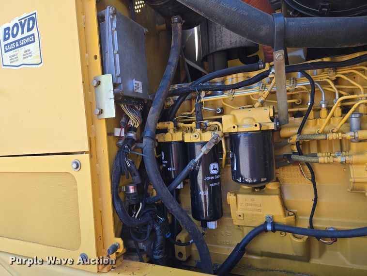 image for item EW0102 2008 John Deere 772D motor grader