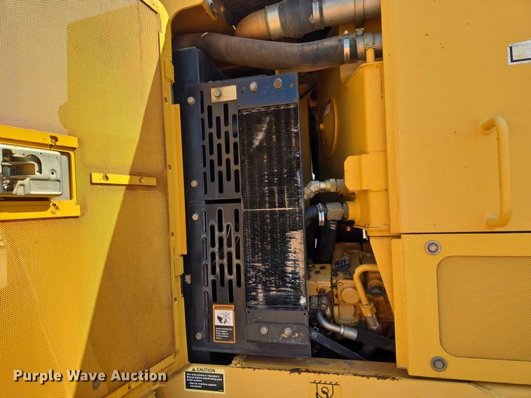 image for item EW0102 2008 John Deere 772D motor grader