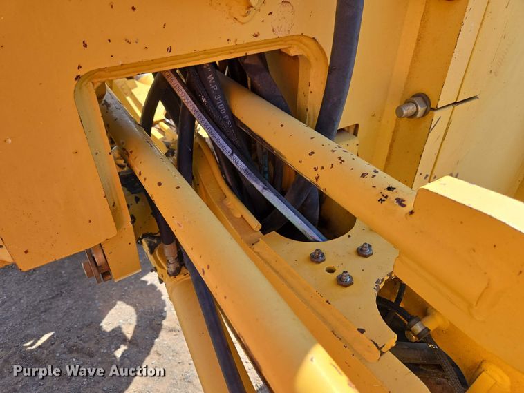 image for item EW0102 2008 John Deere 772D motor grader