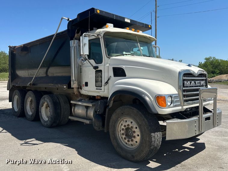 image for item EW1998 2007 Mack CV713 dump truck