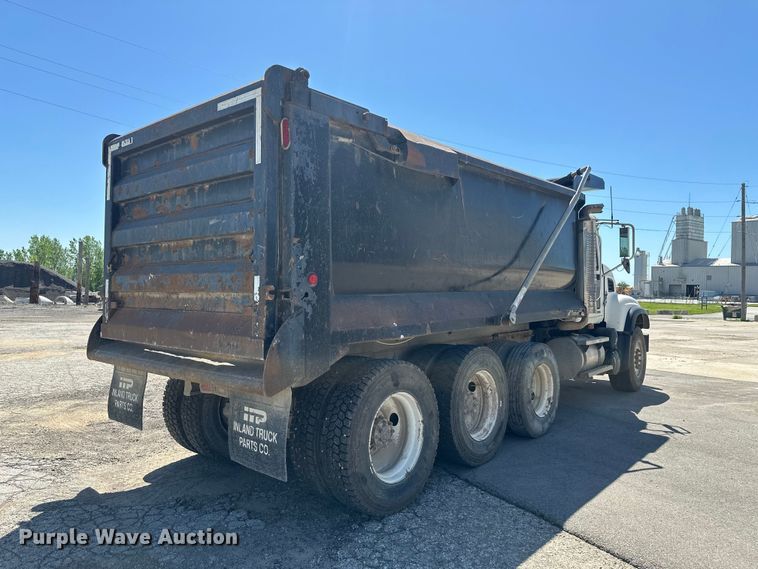image for item EW1998 2007 Mack CV713 dump truck