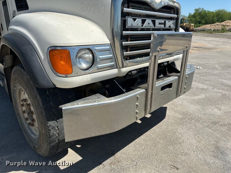 image for item EW1998 2007 Mack CV713 dump truck