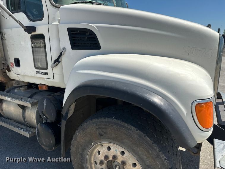 image for item EW1998 2007 Mack CV713 dump truck