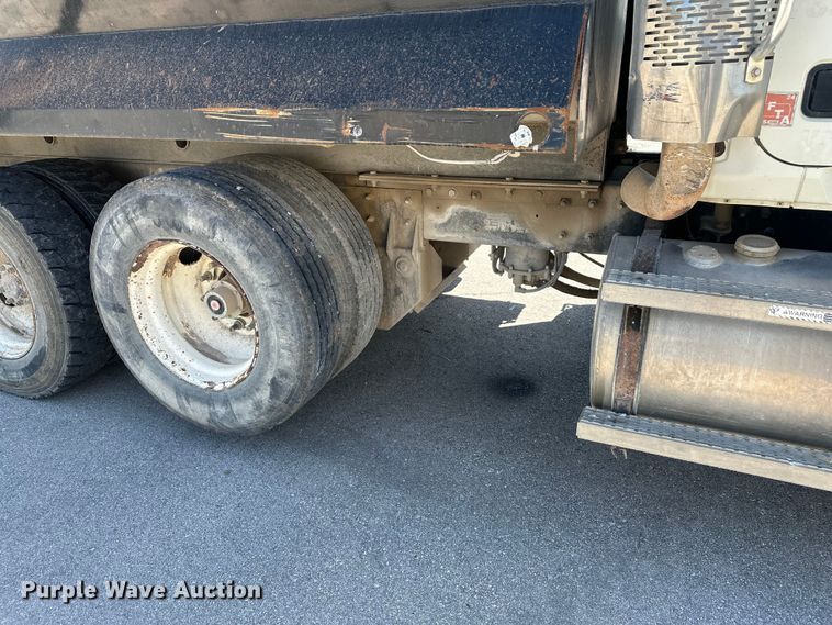 image for item EW1998 2007 Mack CV713 dump truck