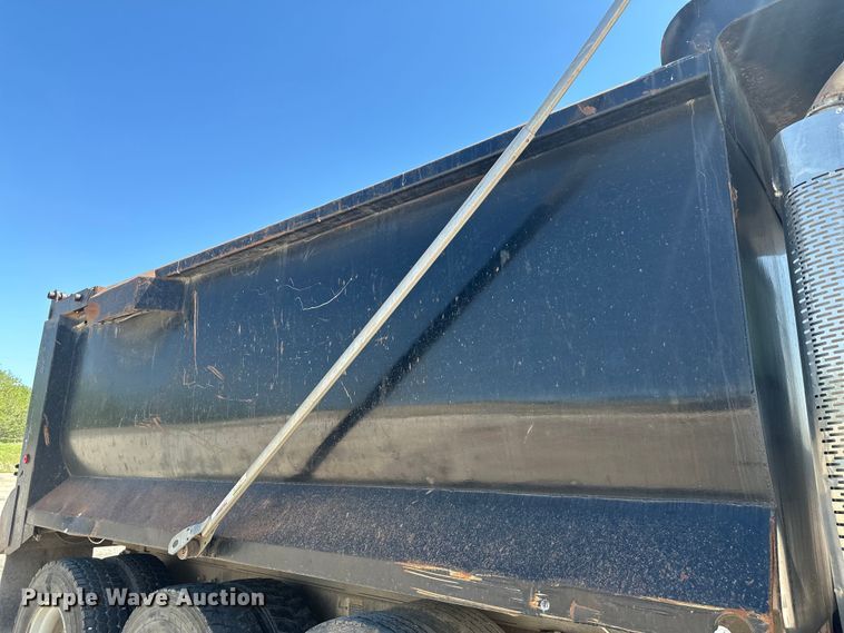 image for item EW1998 2007 Mack CV713 dump truck