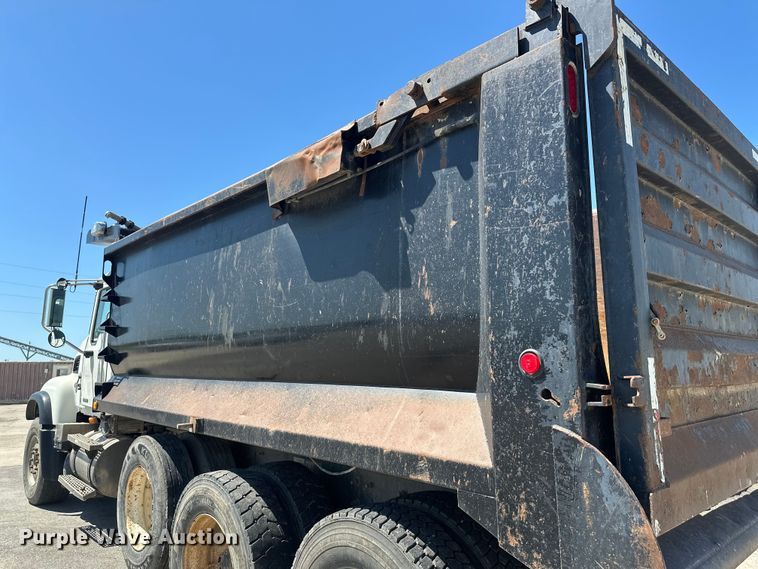 image for item EW1998 2007 Mack CV713 dump truck