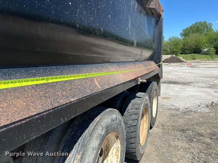 image for item EW1998 2007 Mack CV713 dump truck