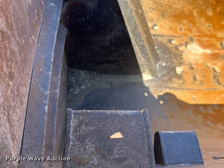 image for item EW1998 2007 Mack CV713 dump truck