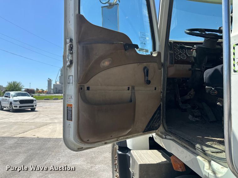 image for item EW1998 2007 Mack CV713 dump truck