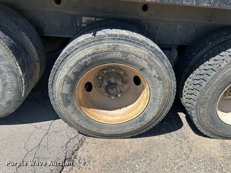image for item EW1998 2007 Mack CV713 dump truck
