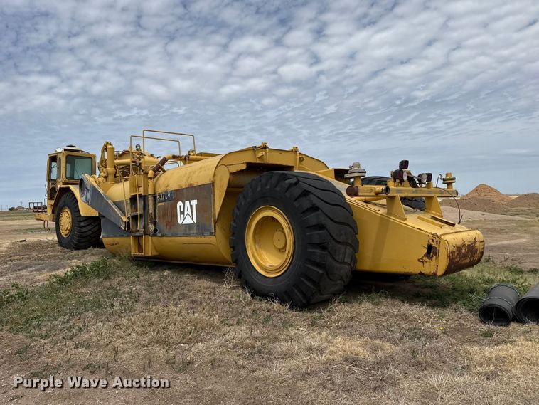 image for item EW4493 1978 Caterpillar 637D water wagon