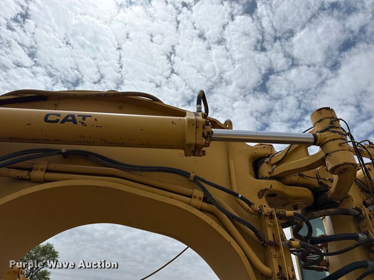 image for item EW4493 1978 Caterpillar 637D water wagon