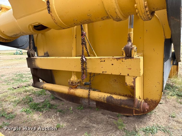 image for item EW4493 1978 Caterpillar 637D water wagon