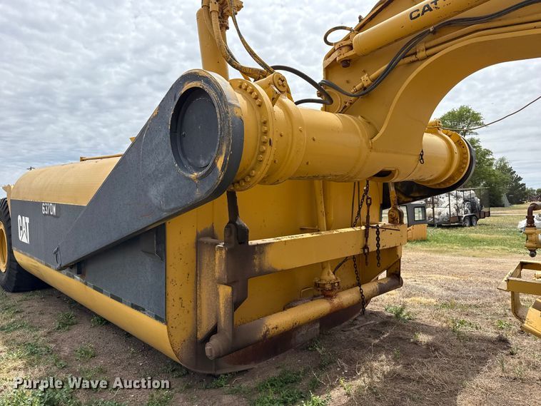 image for item EW4493 1978 Caterpillar 637D water wagon