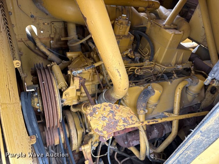 image for item EW4493 1978 Caterpillar 637D water wagon