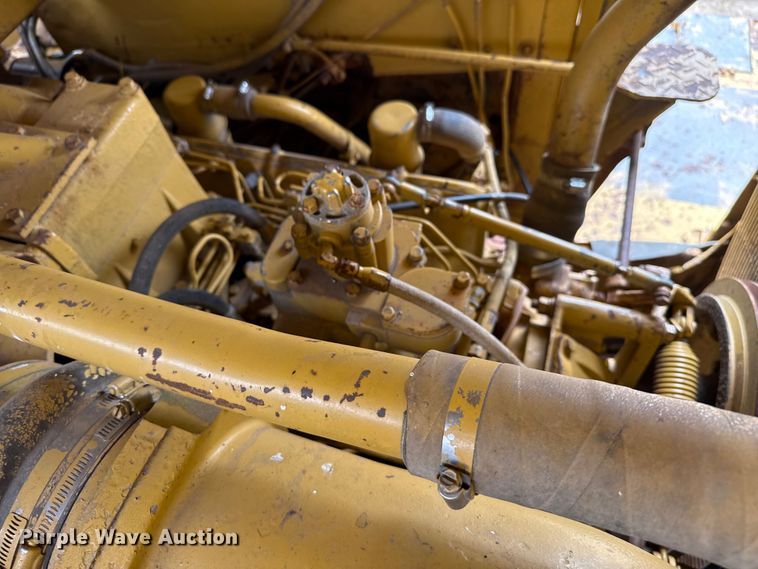 image for item EW4493 1978 Caterpillar 637D water wagon