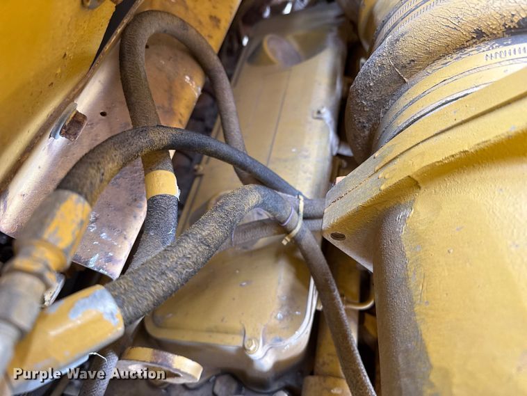 image for item EW4493 1978 Caterpillar 637D water wagon