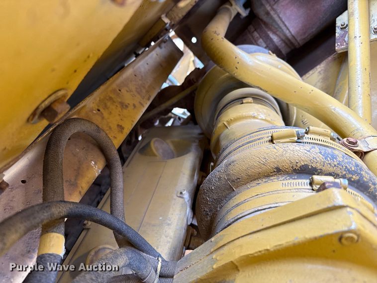 image for item EW4493 1978 Caterpillar 637D water wagon