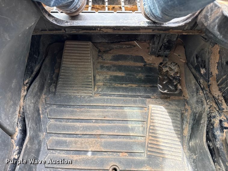 image for item EW4495 2022 Caterpillar 299D3 tracked skid steer loader