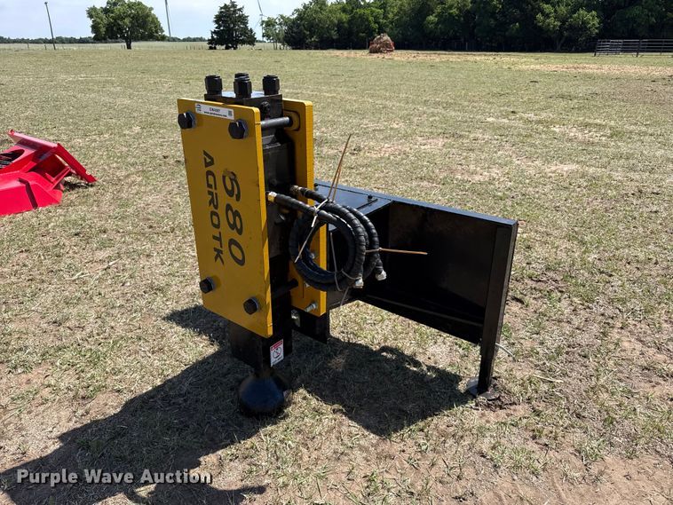 image for item EW4597 Skid steer post driver