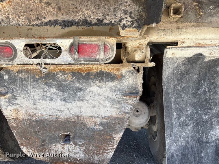 image for item FB3377 2004 Sterling L9500 dump truck